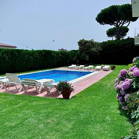 Apartamentos Rayon Du Soleil Sant Feliu de Guíxols Exterior foto