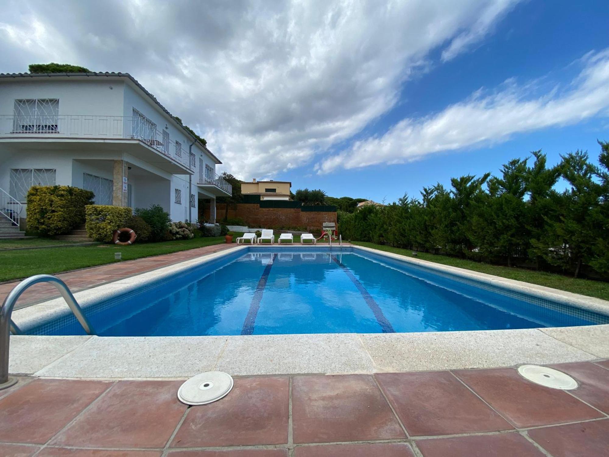 Apartamentos Rayon Du Soleil Sant Feliu de Guíxols Exterior foto